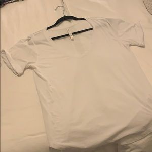 White Aritzia v-neck t-shirt